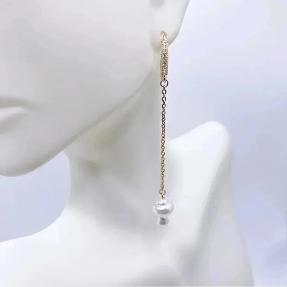 LONG Dangle Earrings with Pearl | Gold plated | Pearl Earrings - Picture 3 of 3